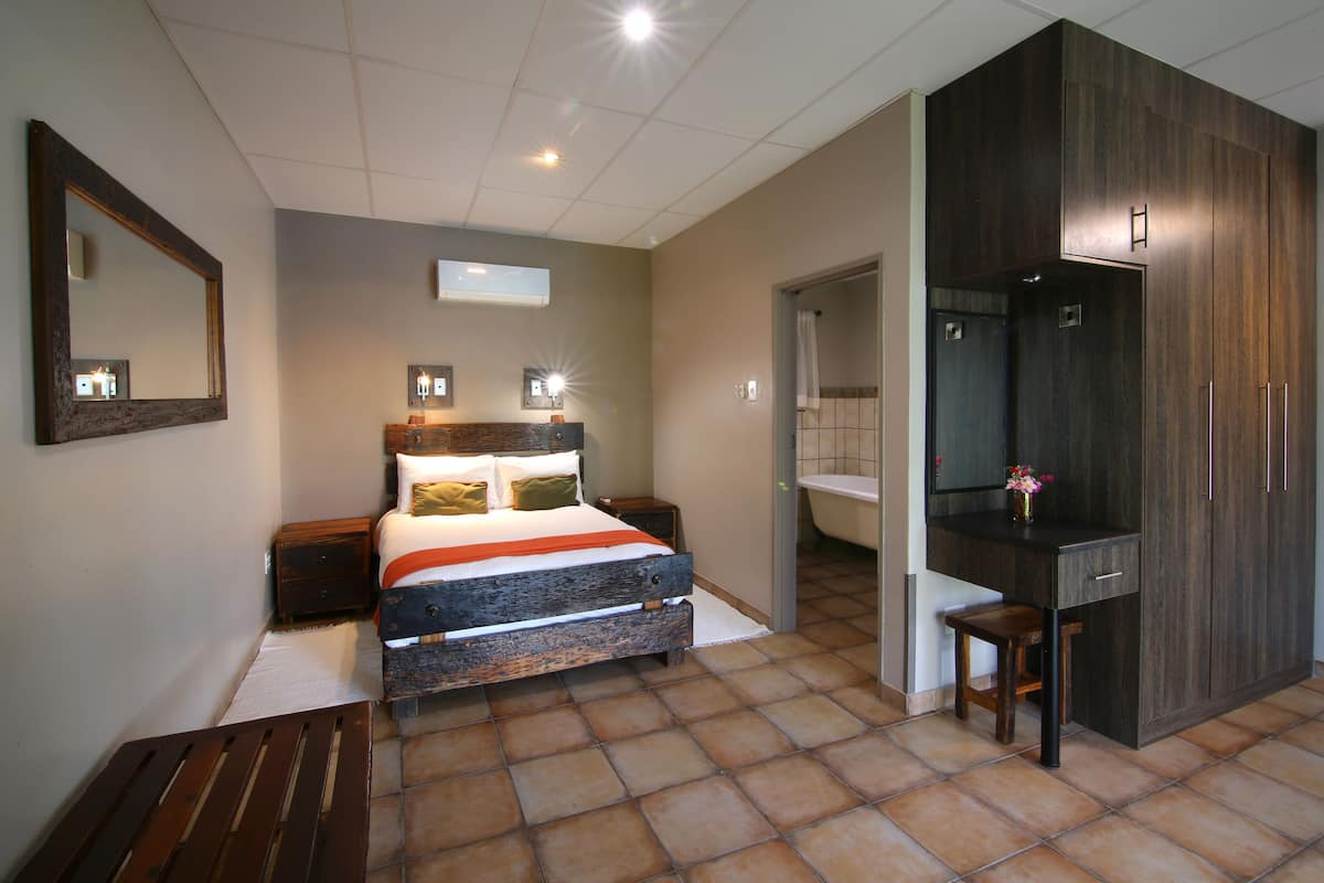 Chalet | Minibar, individuell dekoriert, individuell eingerichtet, Schreibtisch