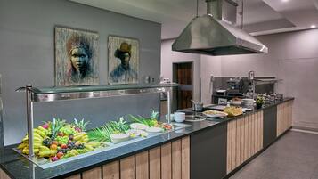 Frukostbuffé varje dag (BWP 150.00 per person)