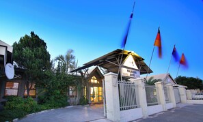 Front of property - Kalahari Arms Hotel (Ghanzi)