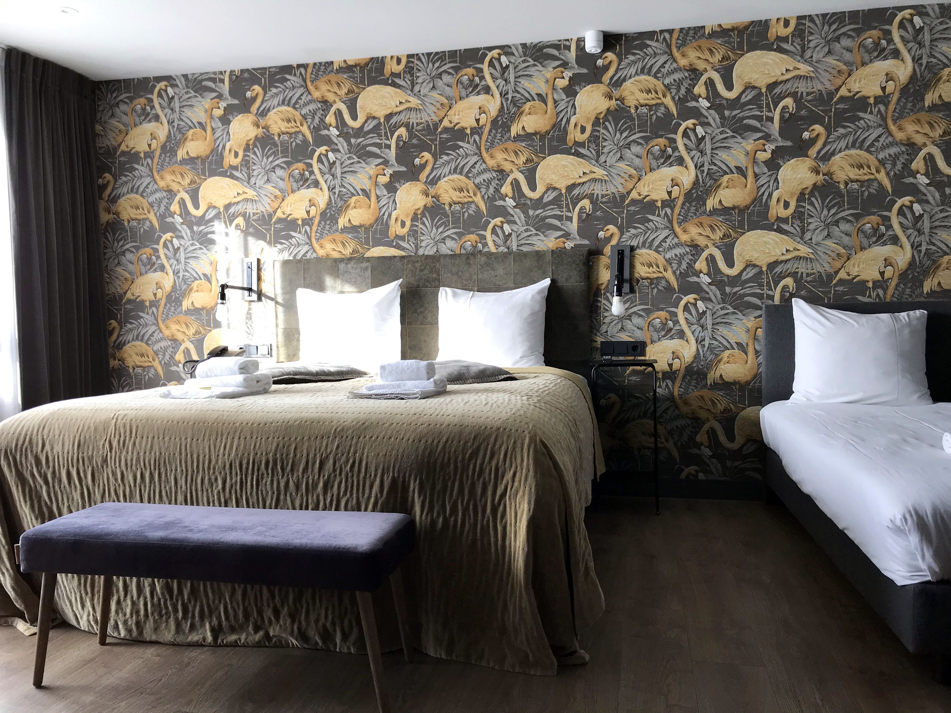 comfort triple room, kitchenette | 1 bedroom, minibar, individually decorated, individually furnished