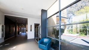Unclassified image, 3 of 20, button - The Woden Hotel (Phillip)
