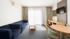 Unclassified image, 4 of 20, button - The Woden Hotel (Phillip)
