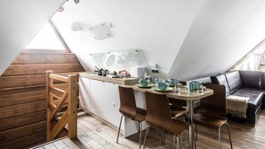 Deluxe Apartment | Living area | TV - Willa Art (Zakopane)