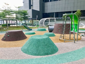 Children’s play area – outdoor