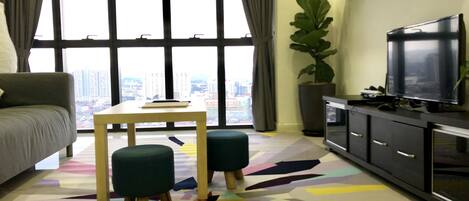 ทีวีจอแบน