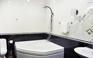 Quarto casal ou duplo luxo | Chuveiro