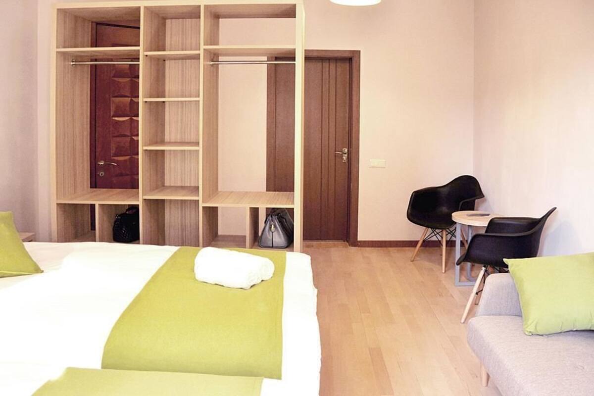 Deluxe Double or Twin Room | Premium bedding, desk, soundproofing, iron/ironing board