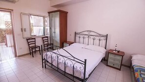 In-room safe, cots/infant beds, free WiFi, bed sheets - Villaggio Club degli Ulivi (Vieste)