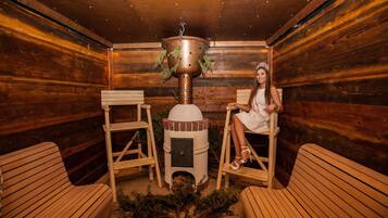 Banheira de hidromassagem, sauna a vapor, tratamentos corporais