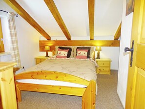 Superior Apartment (with Hochkönig Card) | 1 bedroom, iron/ironing board, free WiFi, bed sheets - Haus Schneeberg (Muehlbach Am Hochkoenig)