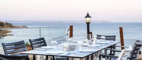 Frühstück, Mittagessen, Abendessen, Blick auf den Strand