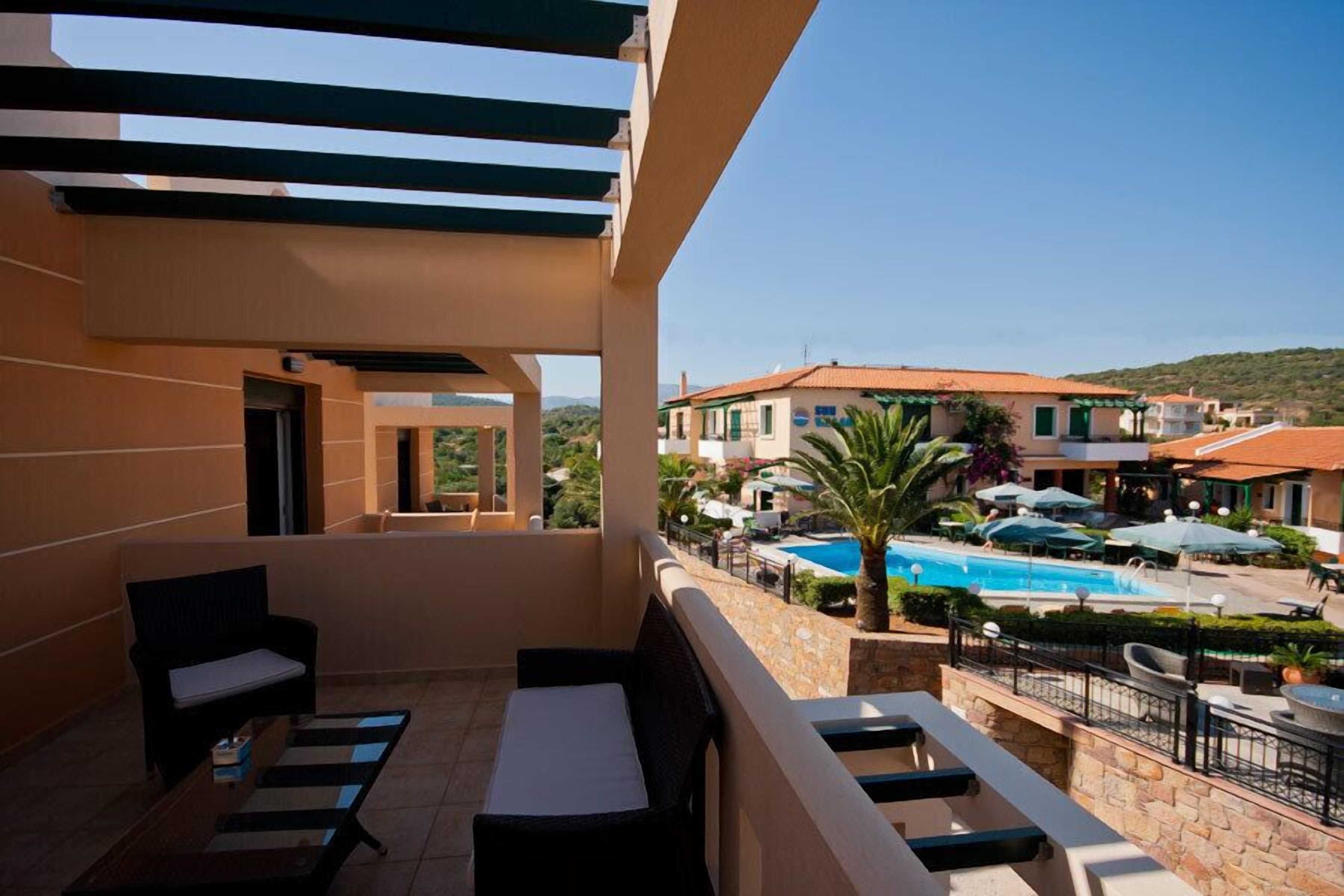 Maisonette with Jetted Tub | Terraza o patio