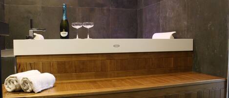 Suite, hidromasaje | Tina de hidromasaje