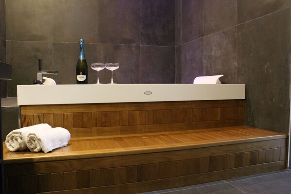 スイート ジェットバス | ジェットバス