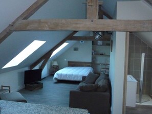 Room - Chez Juliette Maison Gîte (Rontignon)
