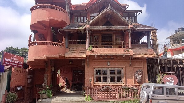 Front of property - Coffee Inn (Peermade)