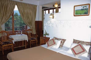 ตู้นิรภัยในห้องพัก, ห้องเก็บเสียง, Wi-Fi ฟรี