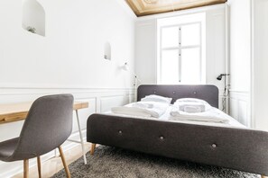 Appartamento, 3 camere da letto | 1 camera, ferro/asse da stiro, culle/letti per bambini (a pagamento)