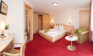 Family Apartment, 2 Bedrooms (Olympia) | 1 bedroom, premium bedding, in-room safe, desk - Appartements OLYMPIA (Schwendau)