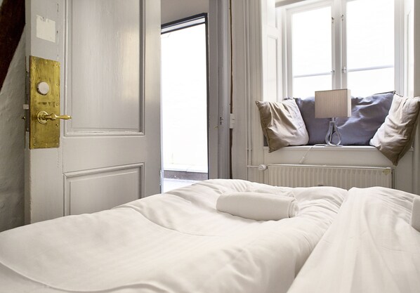 Apartment, 3 Bedrooms | Desk, iron/ironing board, cribs/infant beds, free WiFi - Spacious Apartments in Copenhagen Centre (Copenhagen)