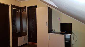 Iron/ironing board, rollaway beds, free WiFi, bed sheets