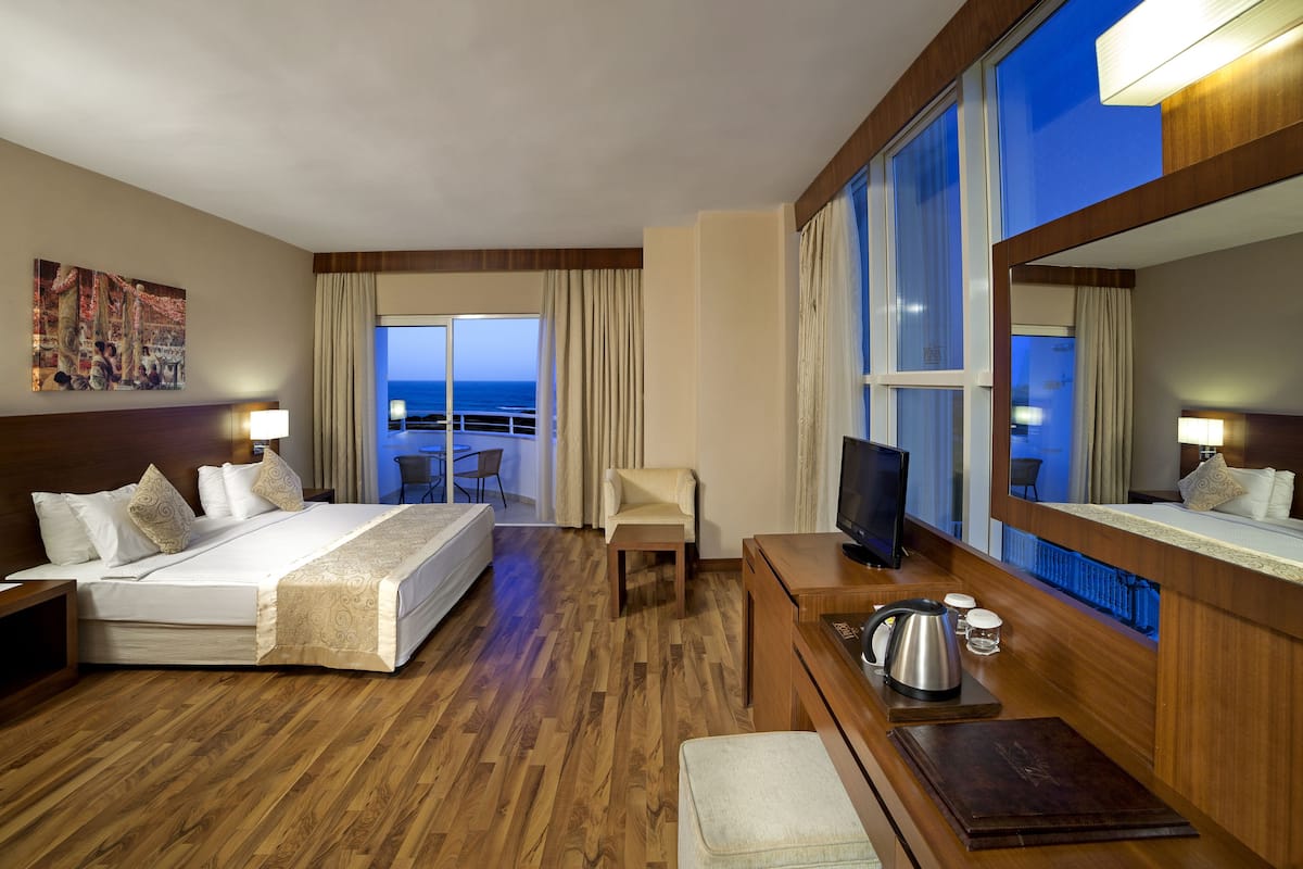 Family Twin Room, 2 Bedrooms, Balcony | Minibar, desk, WiFi (surcharge)