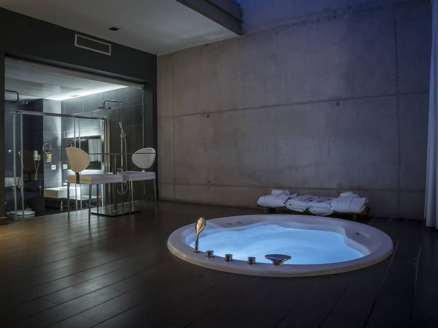 Superior Double Room (Daikiri) | Private spa tub