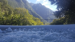 Outdoor spa tub - Nature inn Madeira - Glamping (Porto Moniz)