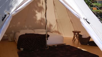 Tenda | Seprai premium dan setrika/meja setrika