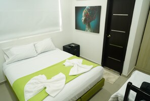 Standard Double Room | 1 bedroom, premium bedding, down comforters, Select Comfort beds - Hotel Sun River (Barranquilla)