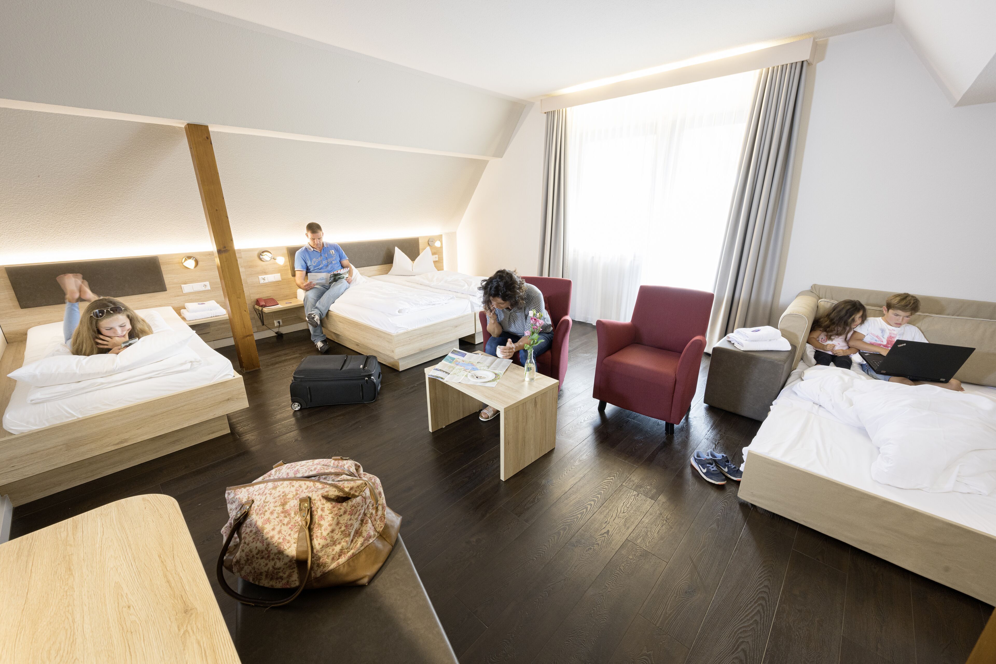 Free WiFi, bed sheets