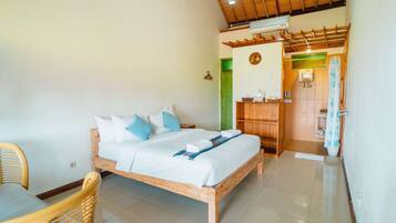 1 bedroom, free WiFi, bed sheets