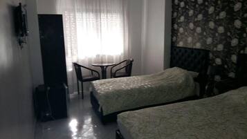 Free cribs/infant beds, free rollaway beds, free WiFi