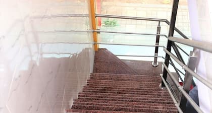 Delta Dormitory - Hostel