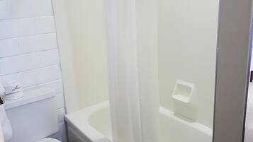 Room, 2 Double Beds | Bathroom