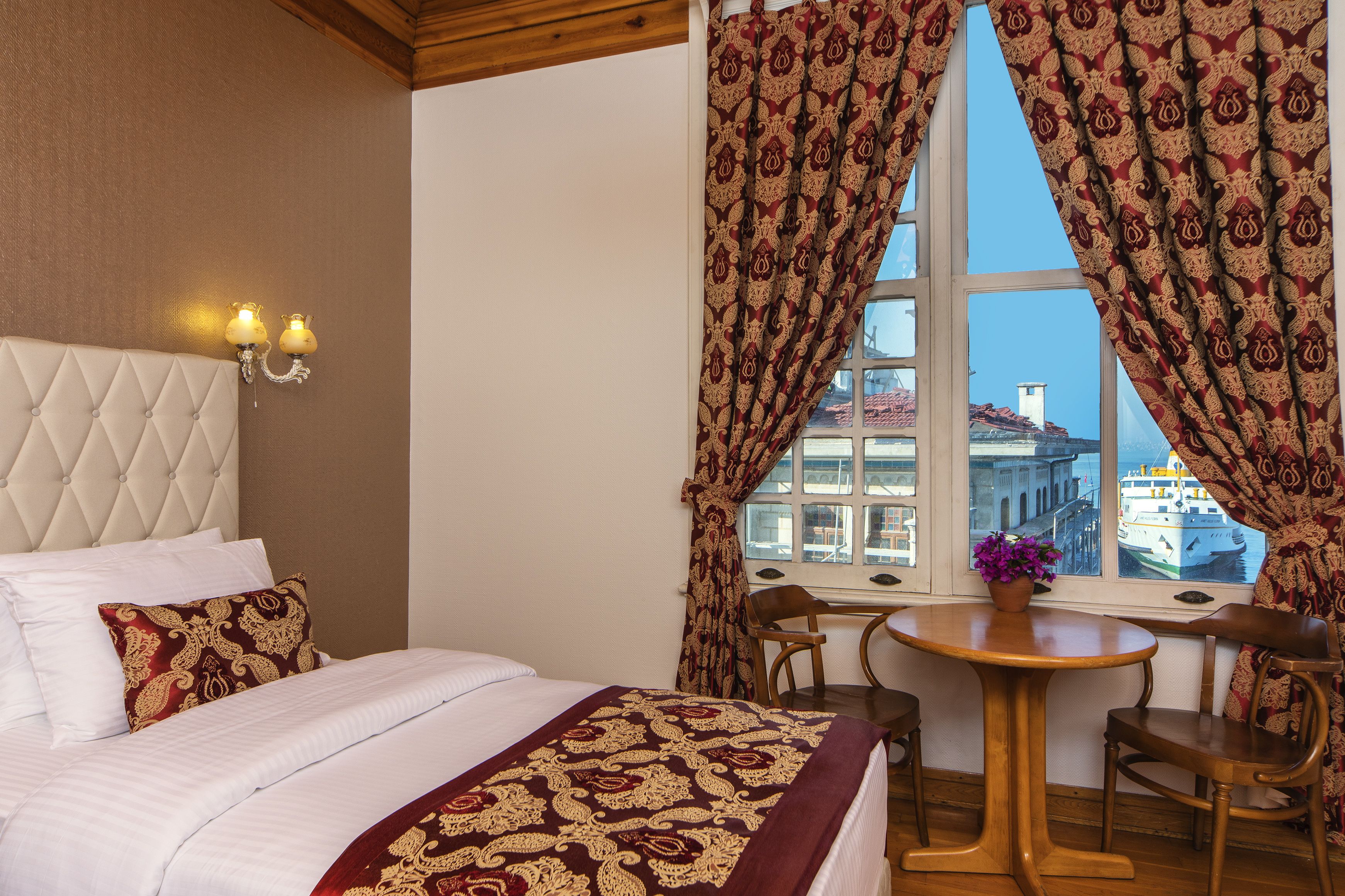 deluxe double room, 1 bedroom | premium bedding, minibar, free wifi, bed sheets