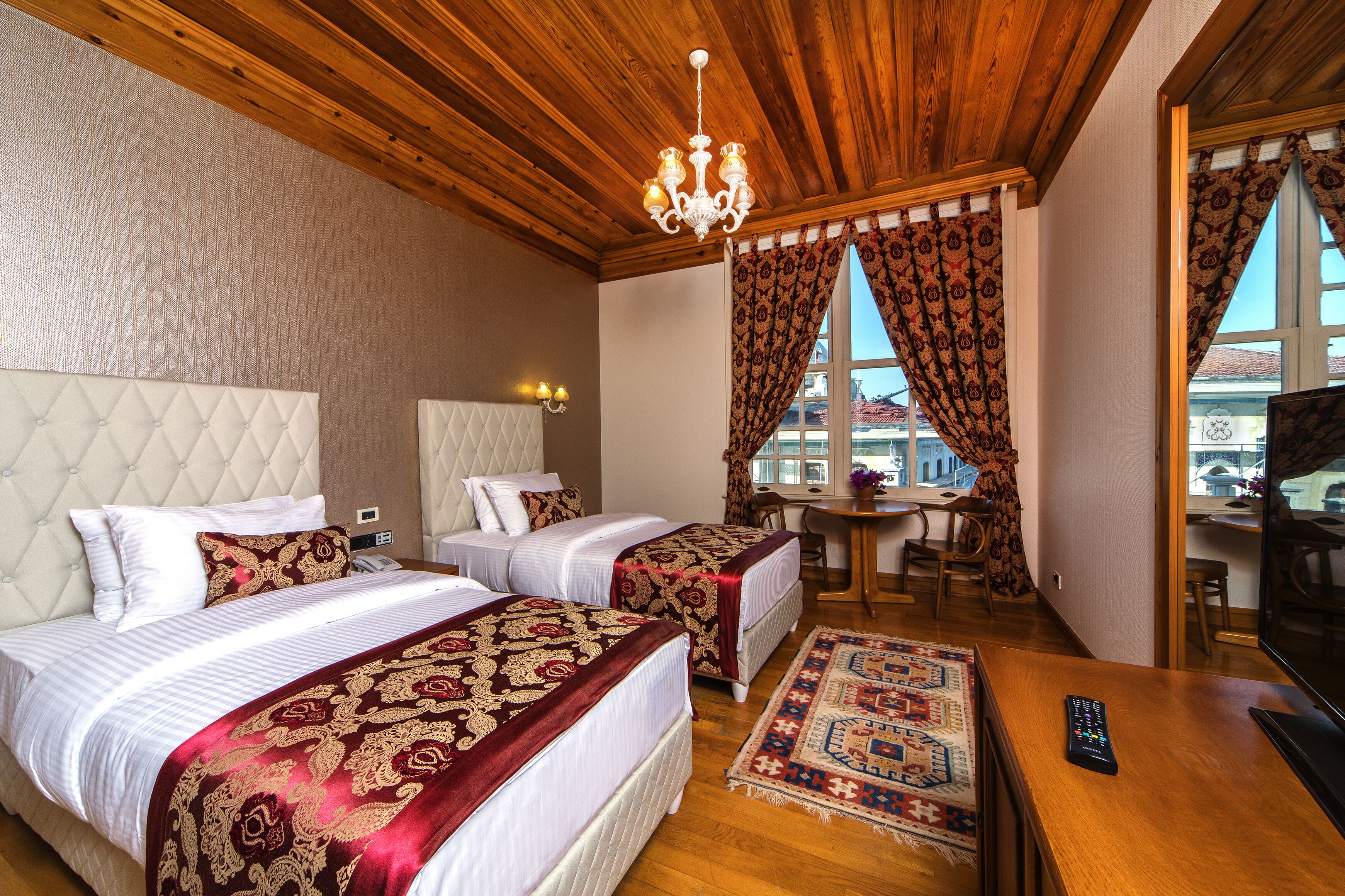 standard triple room | premium bedding, minibar, free wifi, bed sheets