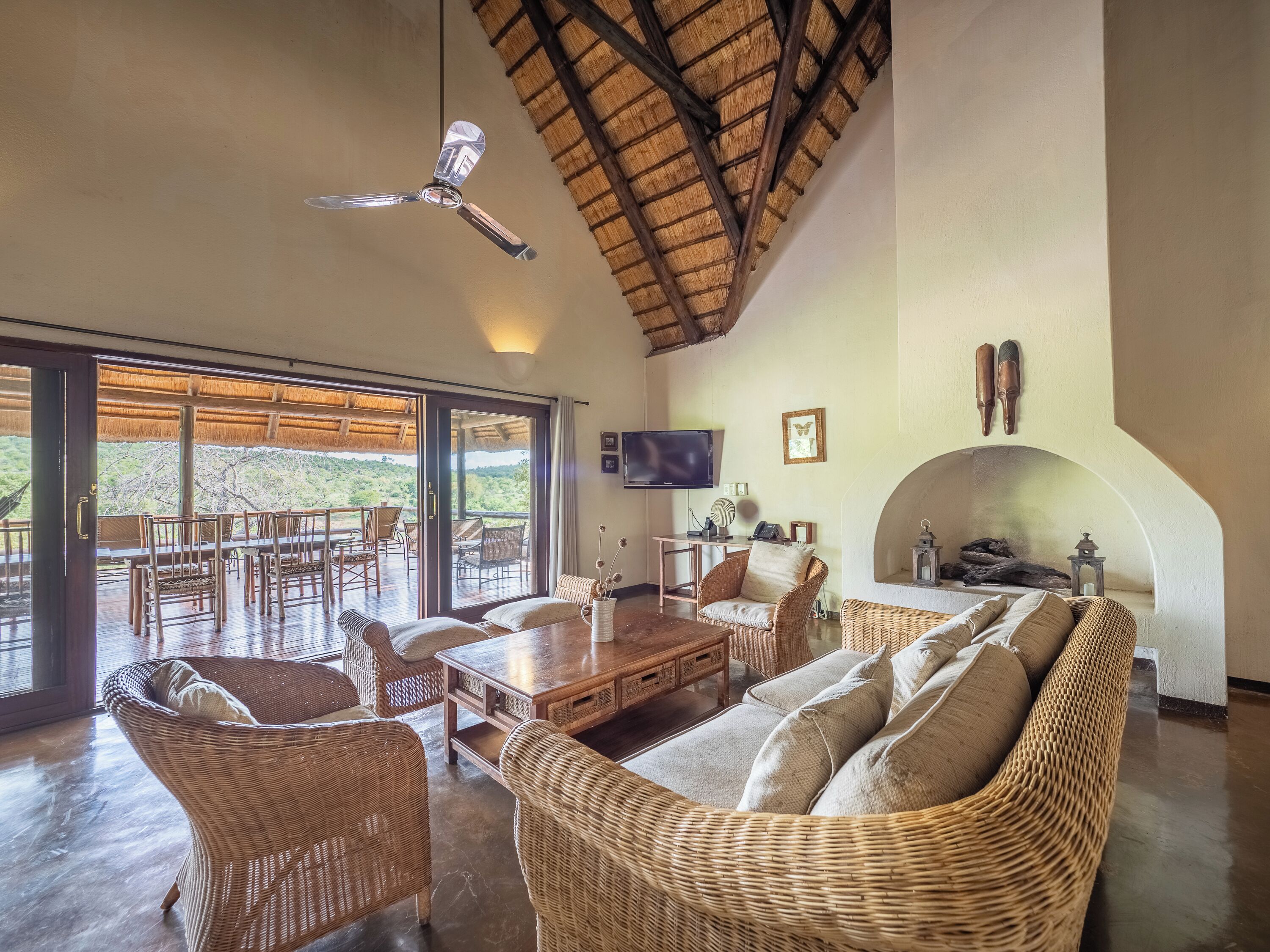 Seprai premium, brankas, dan didekorasi berbeda-beda