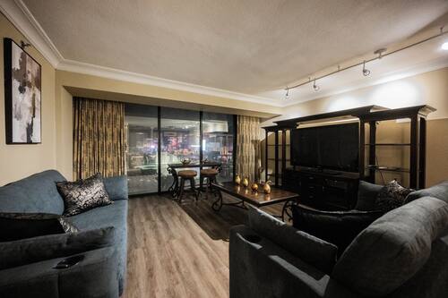 Classic Apartment | Living area | Flat-screen TV