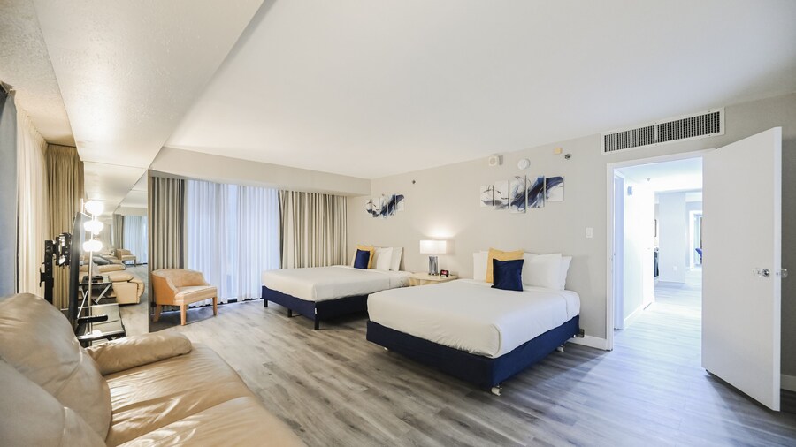 StripViewSuites at Jockey Club