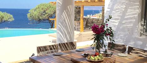 Uitzicht op strand/zee