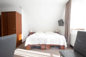 Minibar, desk, free WiFi, bed sheets - Willa Stożek (Bukowina Tatrzanska)