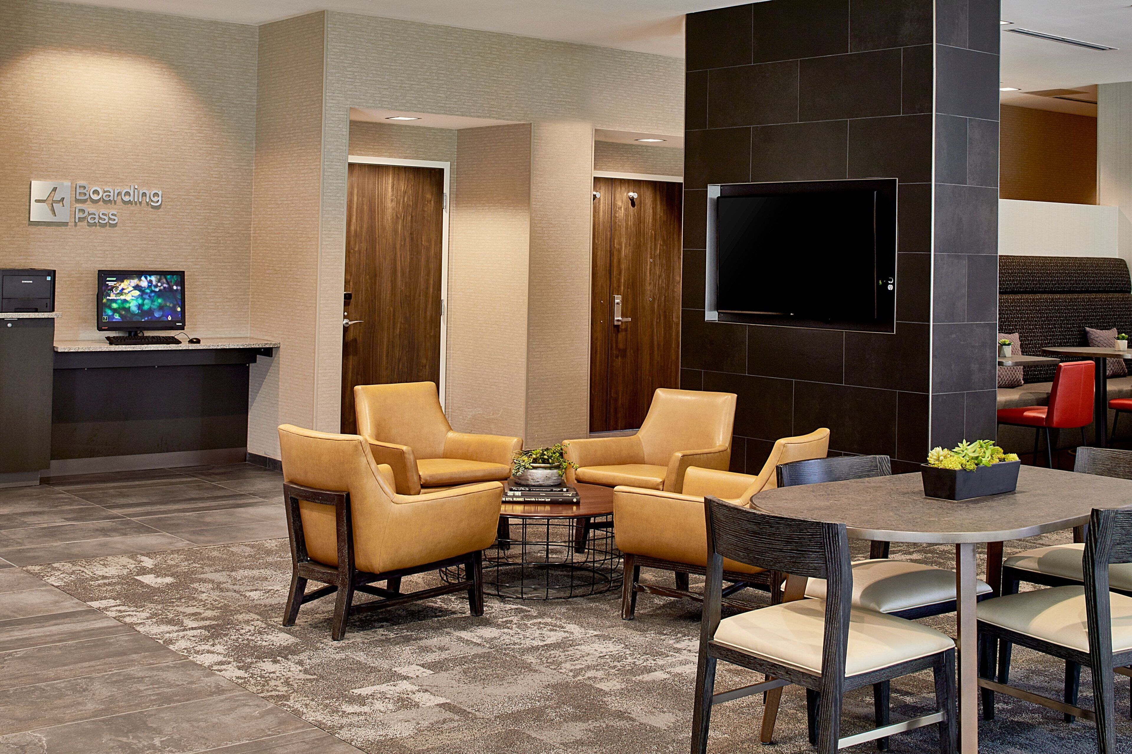 Photo - Courtyard by Marriott Minneapolis West