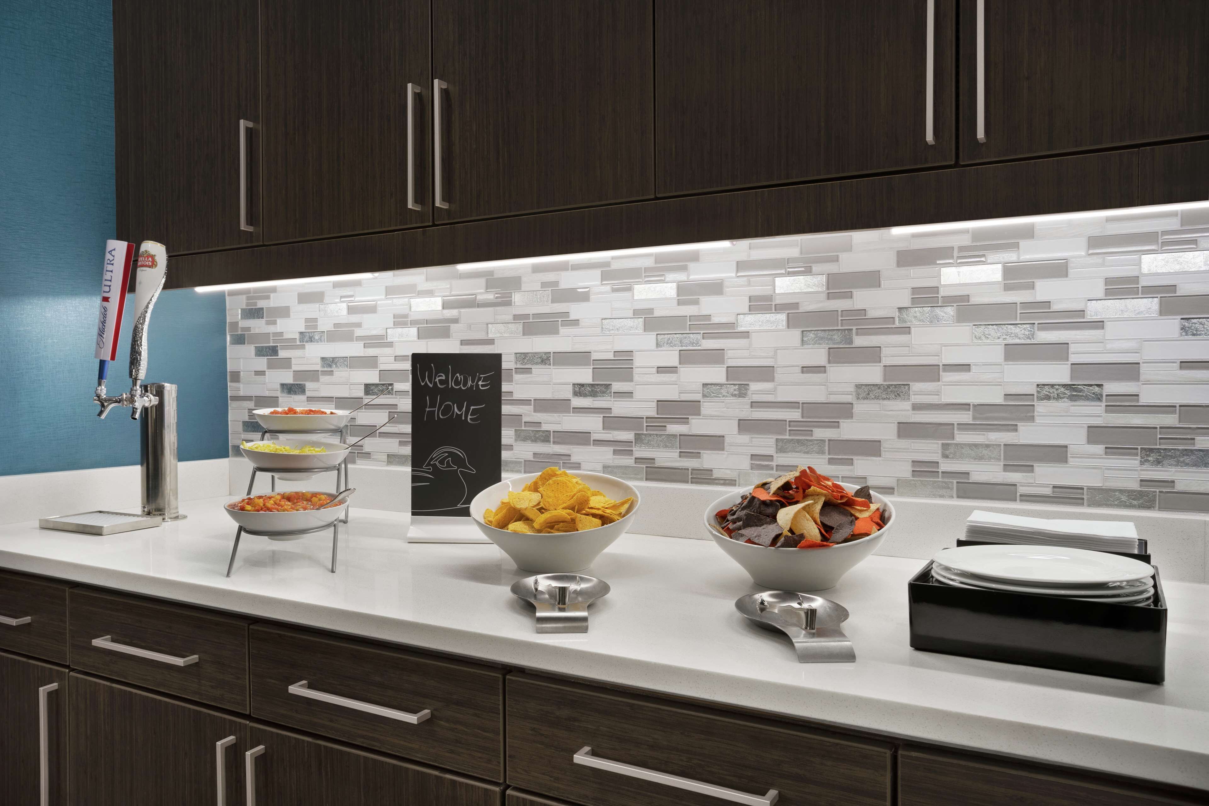 free daily on-the-go breakfast