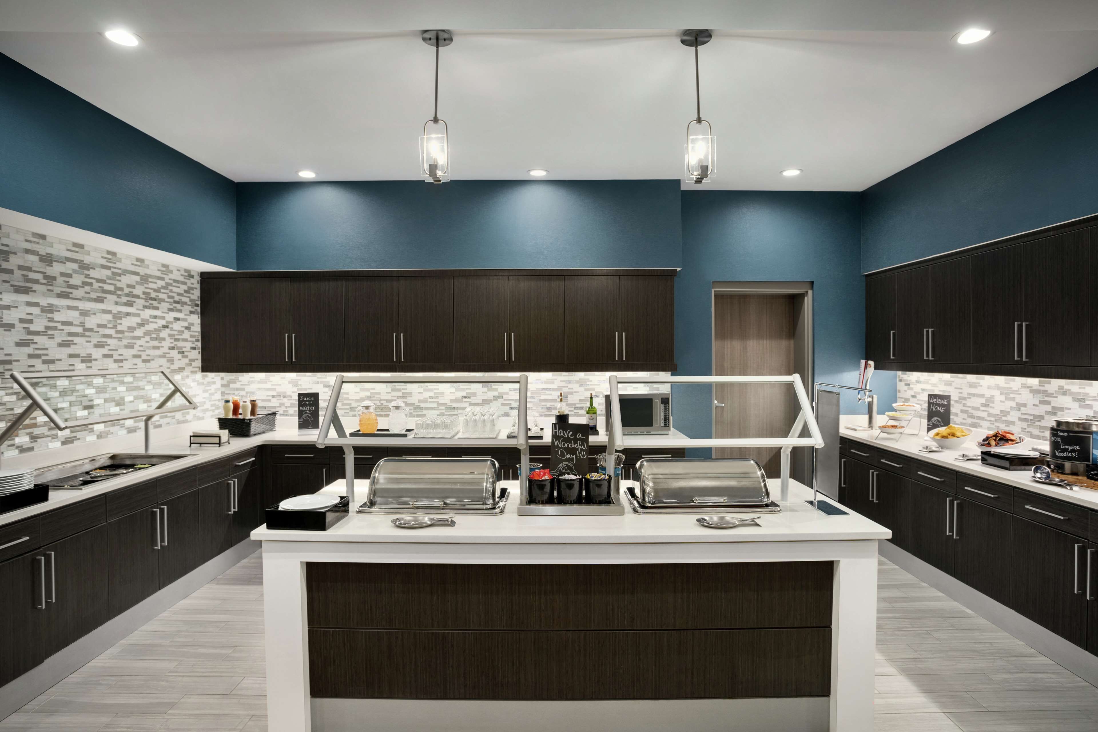 free daily on-the-go breakfast