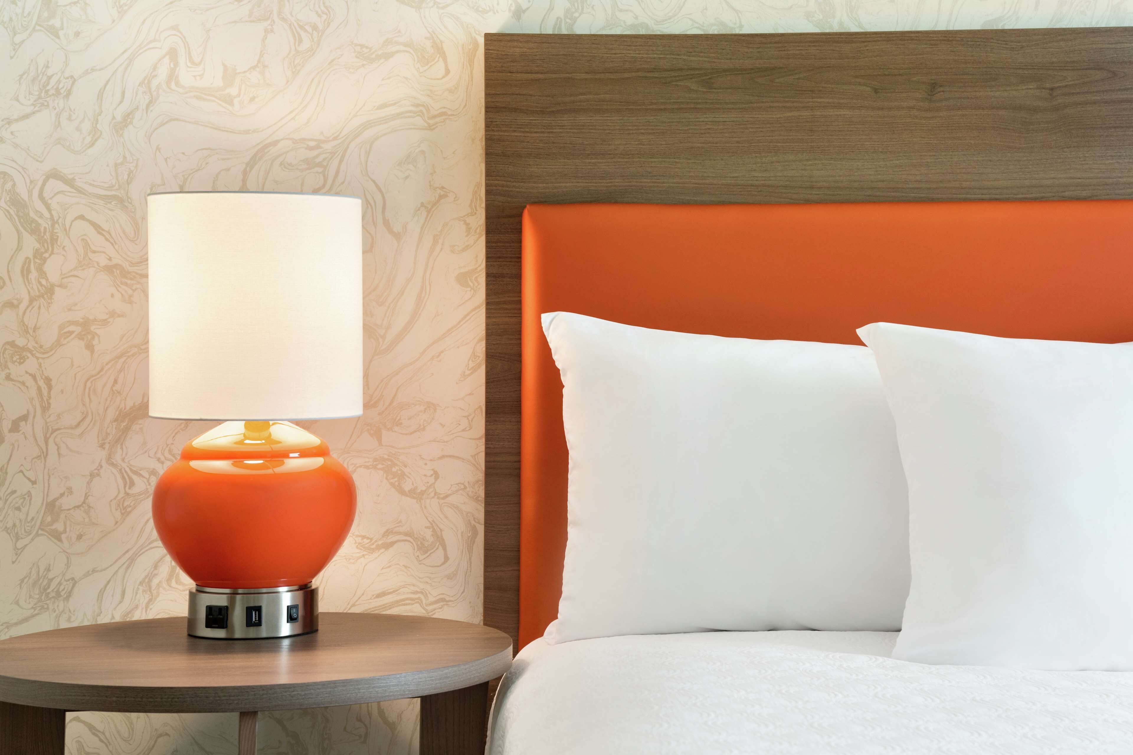 suite, 1 bedroom, accessible, bathtub | in-room safe, desk, blackout curtains, free wifi