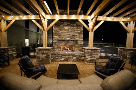 ํ
๋ผ์ค/ํํฐ์ค