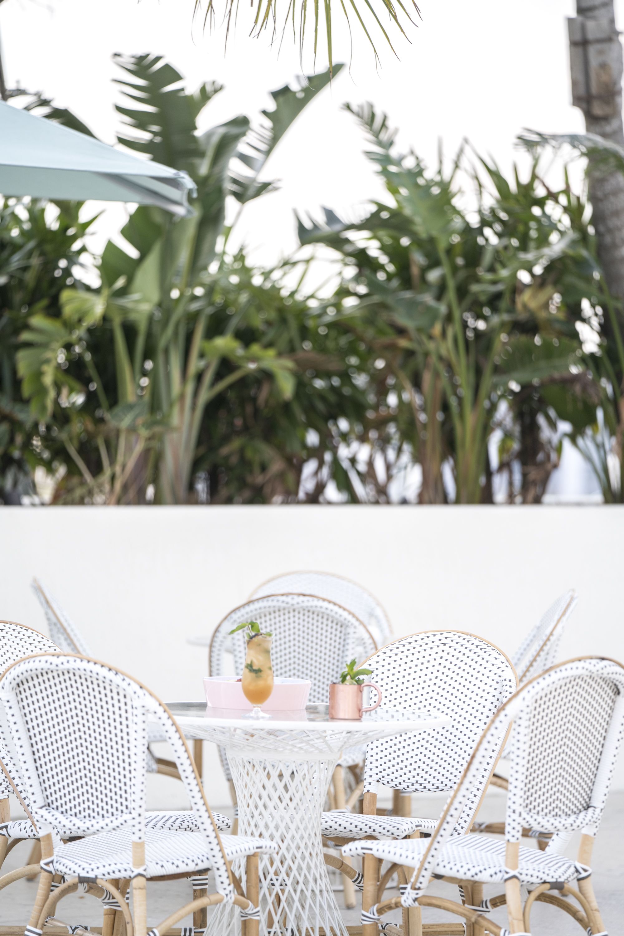 outdoor pool, open 8 am to 6 pm, pool cabanas (surcharge)