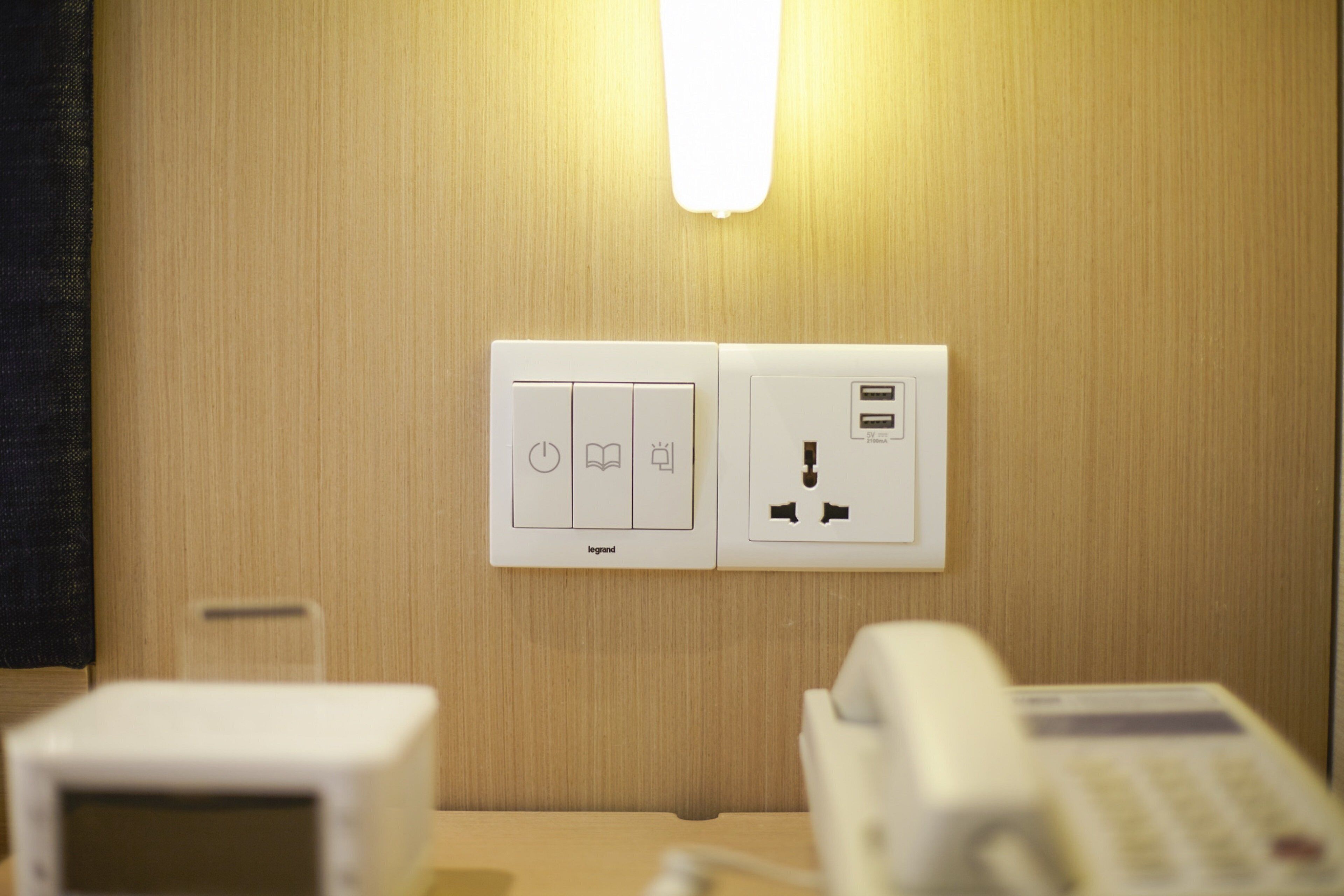 in-room safe, desk, laptop workspace, blackout curtains