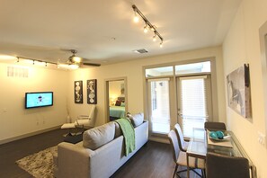 Apartment, Küche | Wohnbereich